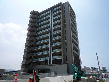 サーパス大州グランビューレジデンスの外観