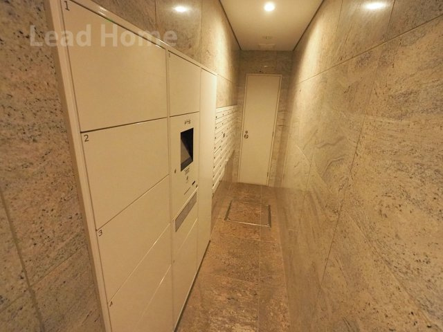 【その他共用部分】 | マストレジデンス世田谷代田 | 宅配ボックス・レターボックス