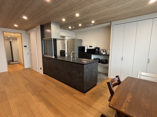 【居間・リビング】 | ラ・コルダ弦巻フォレストコート