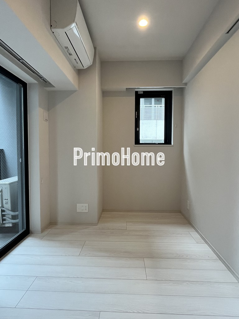 ルフォンプログレ神田プレミアの洋室