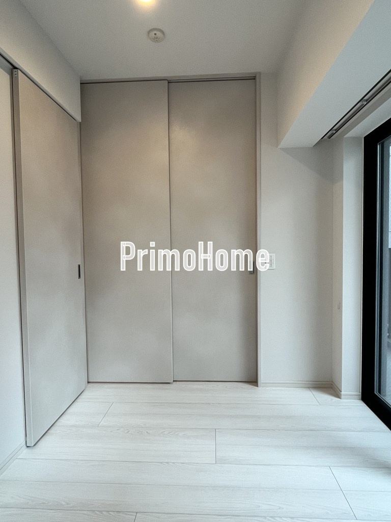 ルフォンプログレ神田プレミアの洋室