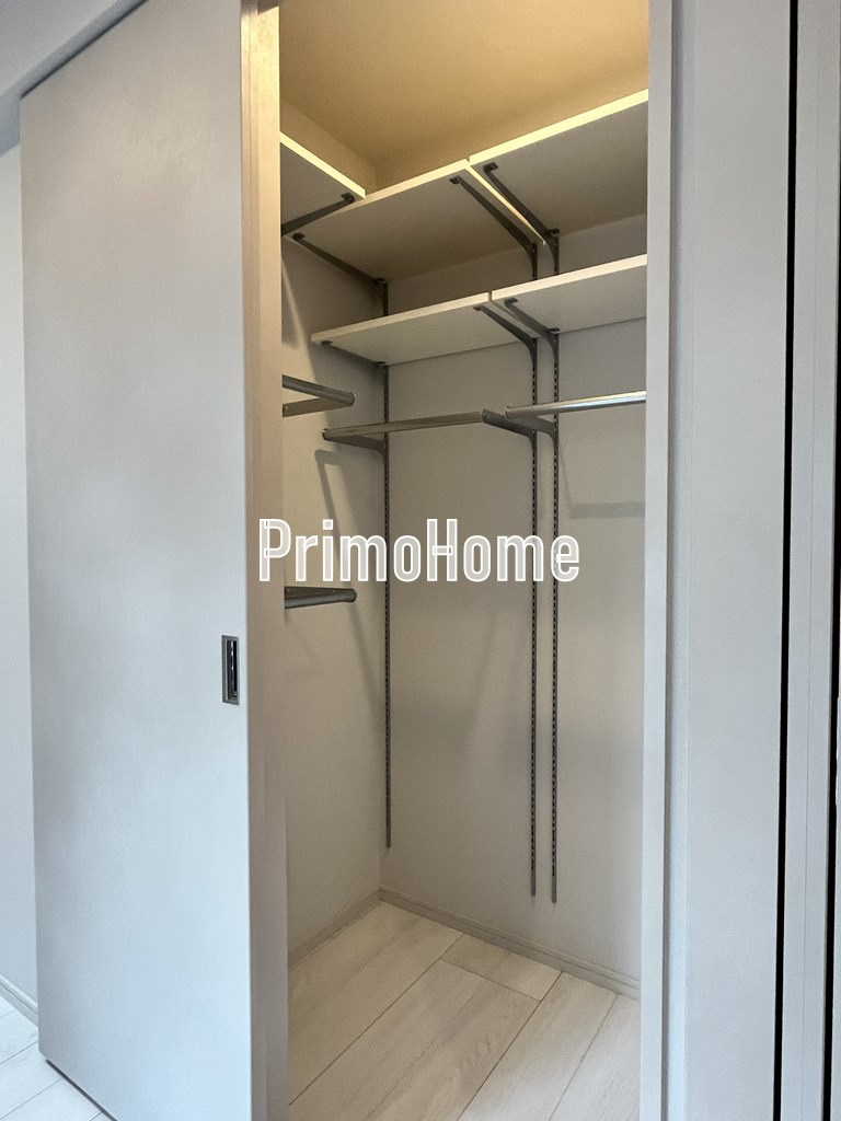 ルフォンプログレ神田プレミアの収納