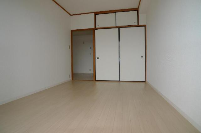 グランディールYOKOYAMA　Ⅱ(グランディールヨコヤマ)の内装|洋室