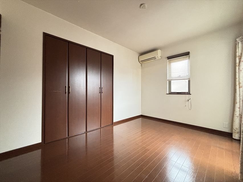 リフレMKハウスの洋室|使い勝手のいい洋室です