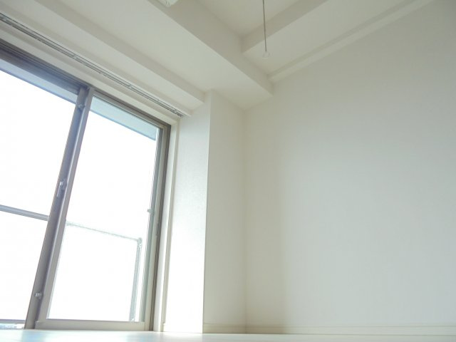 グランカーサ市川国府台の洋室