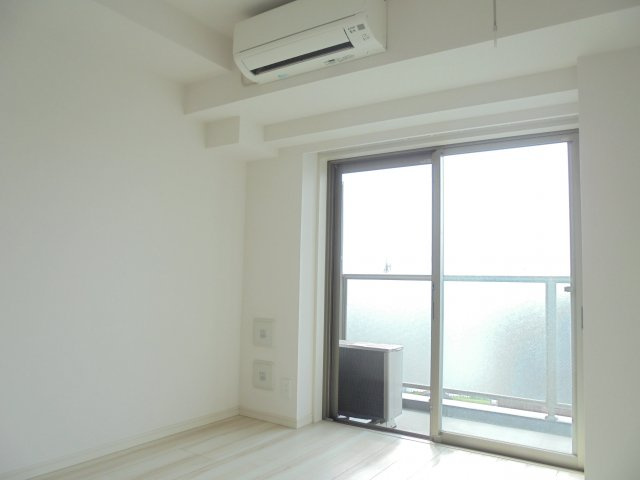 グランカーサ市川国府台の居間・リビング