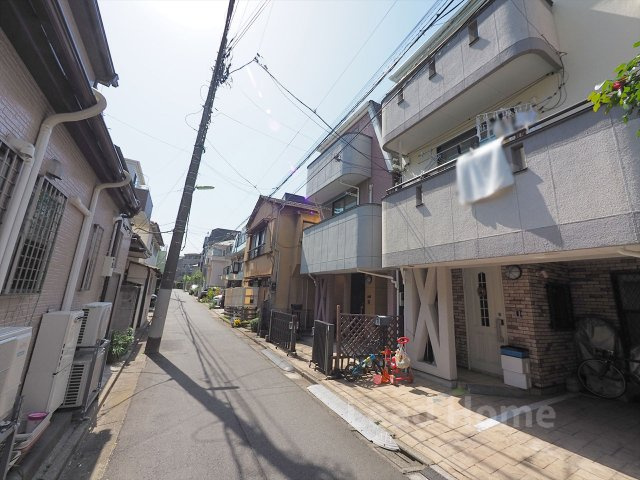 【外観】 | 世田谷区上馬2丁目 | 全居室6帖以上、収納豊富で使い勝手の良い3LDKです。