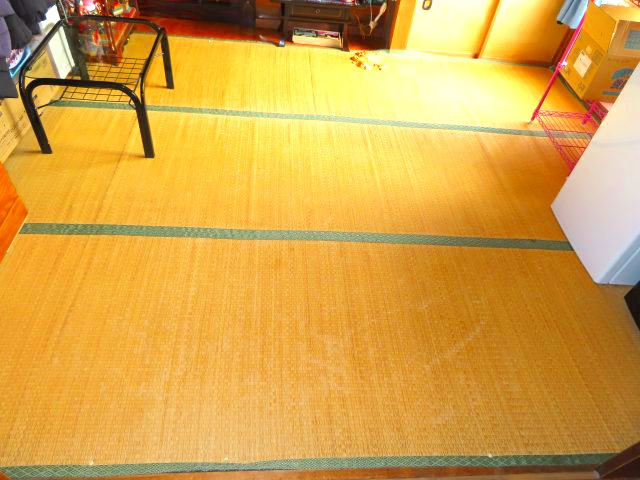 北見市西三輪３丁目７５２番地１２８　中古売家の和室|東側１階６帖和室です。収納は床の間・仏間・押入になっております。