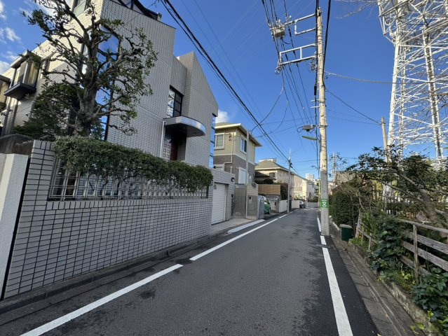 【前面道路含む現地写真】 | 世田谷区中町1丁目