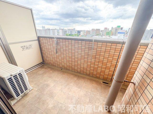 フレンシアノイエ難波南のバルコニー