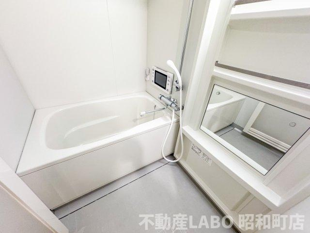 フレンシアノイエ難波南の浴室