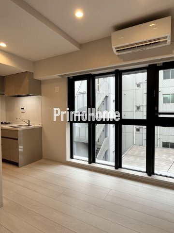 ルフォンプログレ神田プレミアの居間・リビング