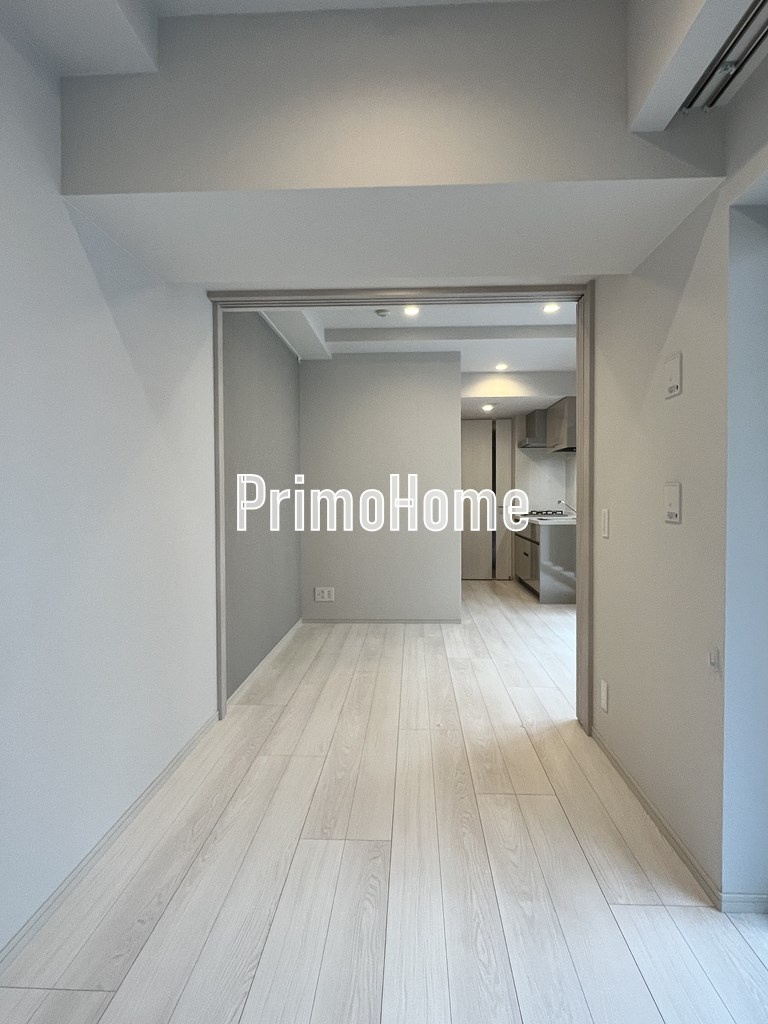 ルフォンプログレ神田プレミアの洋室