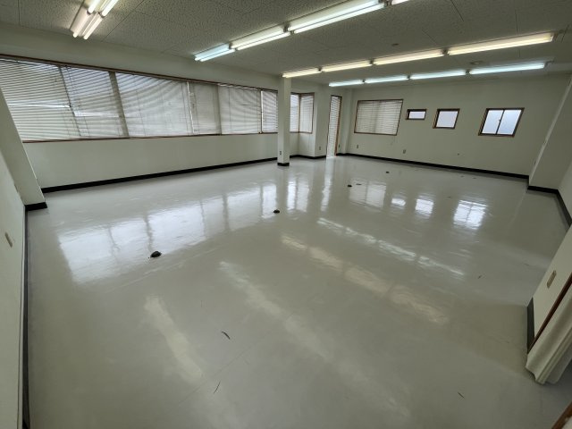 三友ビルの内装|3階
