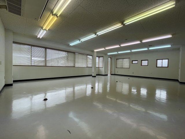 三友ビルの内装|3階