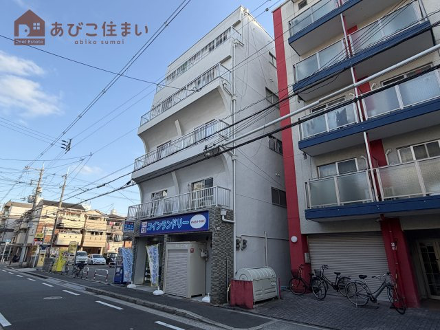 パレ・ロンシャムの外観