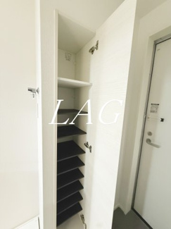 【玄関】 | カインドネス町田Ⅳ | 玄関です。（同仕様設備です）