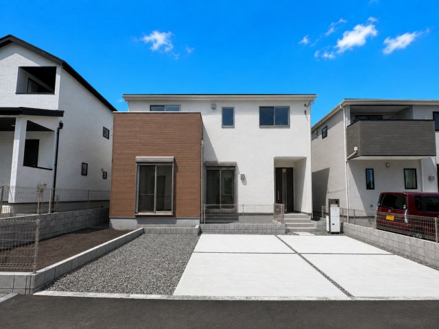 富士市石坂　第1期　全3棟　2号棟　新築分譲の外観
