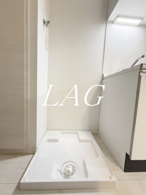 【設備】 | カインドネス町田Ⅳ | 室内洗濯機置き場です。（同仕様設備です）