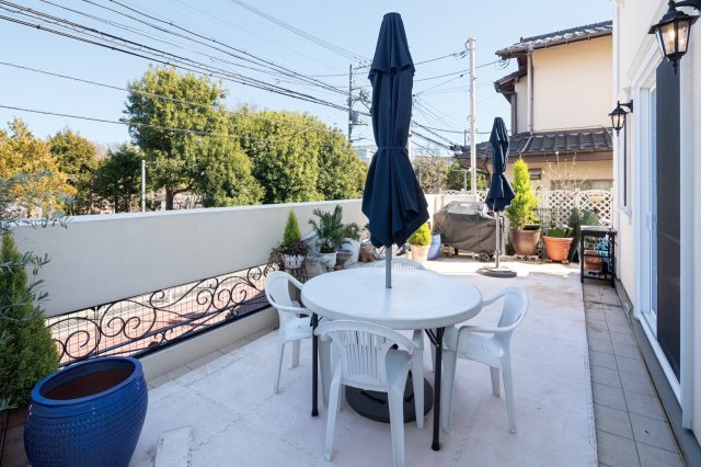 【バルコニー】 | 世田谷区野毛2丁目 | 様々な用途でお使い頂ける広々ルーフバルコニー！