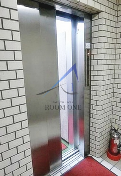 南大塚サンハイツのその他共用部分|エレベーターです。