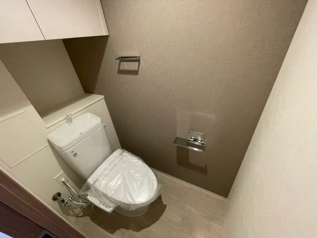 コンフォリア・リヴ本町WEST　Qのトイレ