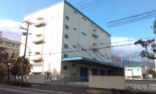 神戸市東灘区住吉浜町貸倉庫517万円