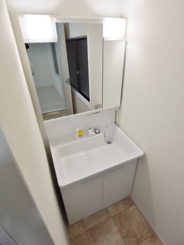 岡本貸家の独立洗面台