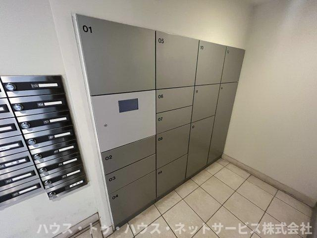 ヒューマンスクエアグランロマーニャの駐車場