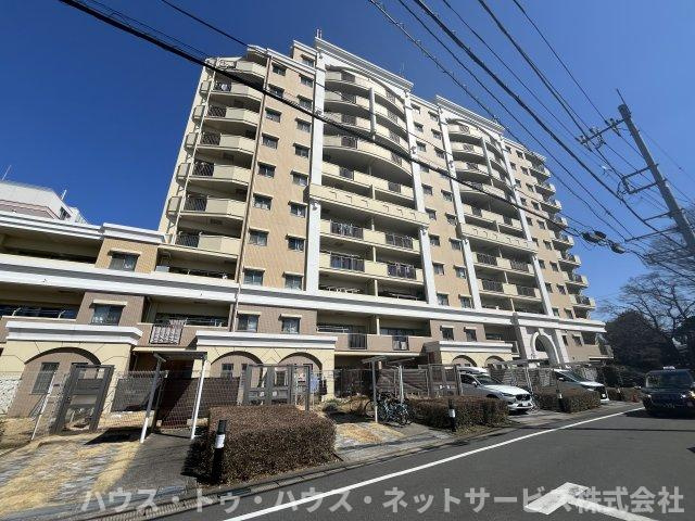 ヒューマンスクエアグランロマーニャの居間・リビング