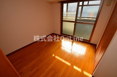 【洋室】 | ラ・フォンテ今里