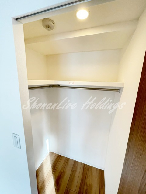 AMOUR HONATSUGI の収納|ウォークインクローゼット♪