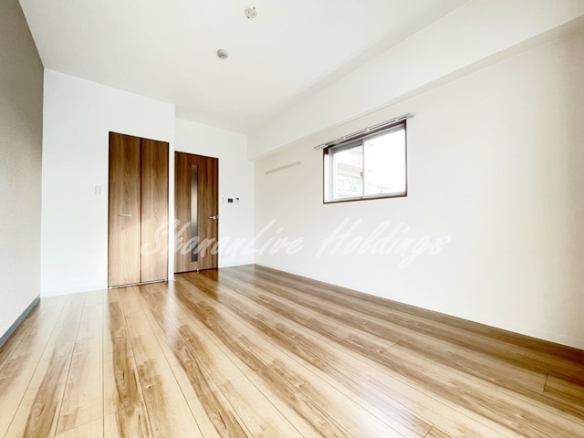 AMOUR HONATSUGI の寝室|9.1帖の広々洋室♪