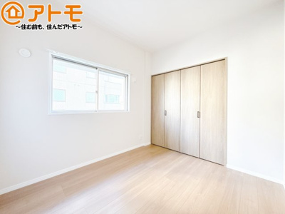 【子供部屋】 | メゾンヴァンベール江尻台 | 収納スペースもしっかり確保したお部屋は、収納家具の数も減らせるのでお部屋を広く使えます！