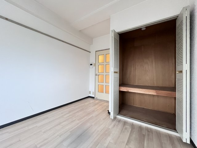 第2まやハイツの収納