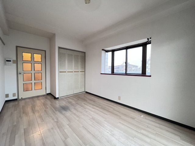 第2まやハイツの洋室