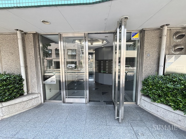 コモド駒込ハイツのエントランス|清潔なエントランスです