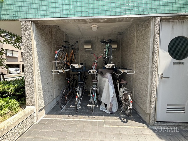 コモド駒込ハイツのその他共用部分|自転車置き場です