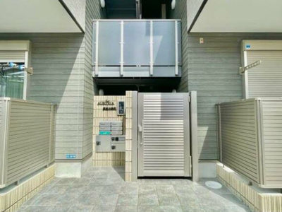 【エントランス】 | ALEGRIA寝屋川秦町