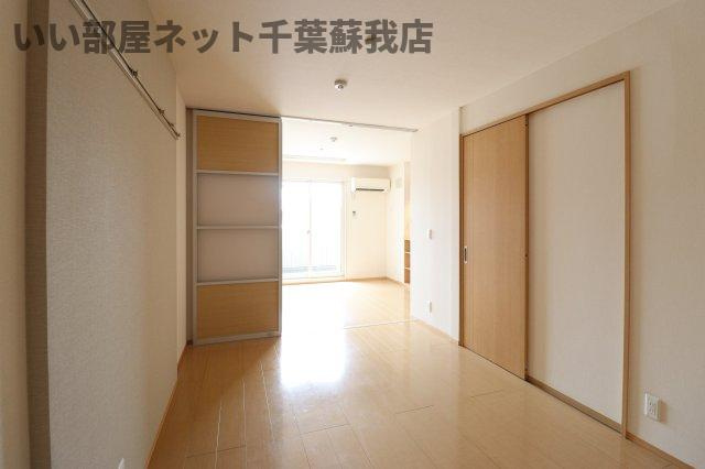 ベラヴィスタ蘇我の洋室|ゆったりした洋室です