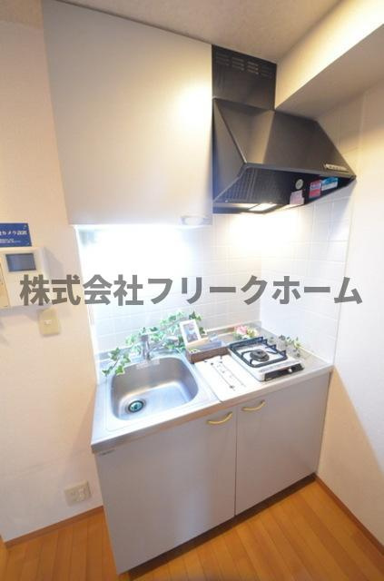 武蔵野市吉祥寺本町２丁目の賃貸マンションのキッチン