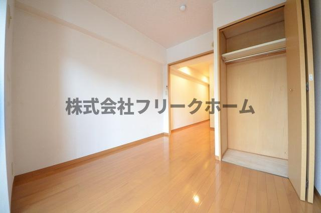 武蔵野市吉祥寺本町２丁目の賃貸マンションの寝室