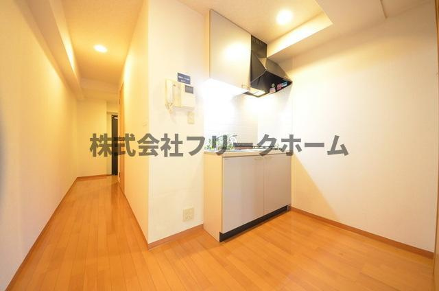 武蔵野市吉祥寺本町２丁目の賃貸マンションの居間・リビング