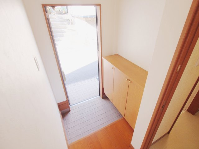 カーサ矢野西の玄関