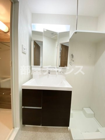 ドゥナーレ内浜町の独立洗面台|独立洗面台で身支度をすべて済ませてしまいましょう