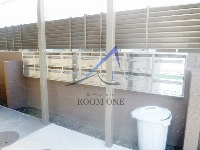 ヴィラ・フローラスのその他共用部分|集合ポストです。