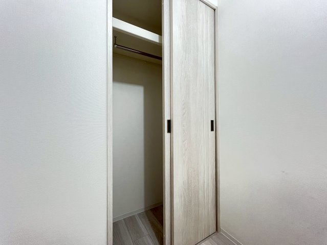 コンフォリア・リヴ北浜高麗橋の収納