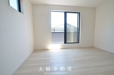 【洋室】 | 座間市南栗原6丁目  新築戸建て　全１棟【仲介手数料無料】 | 2階　洋室1（7.2帖）