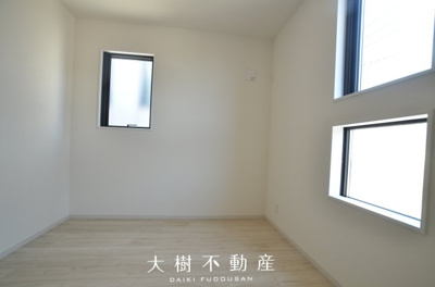 【洋室】 | 座間市南栗原6丁目  新築戸建て　全１棟【仲介手数料無料】 | 2階　洋室3（5.2帖）