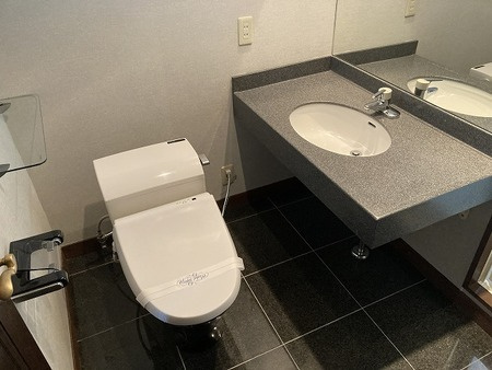 シーサイドヴィラ五番館のトイレ|シーサイドヴィラ五番館　トイレ